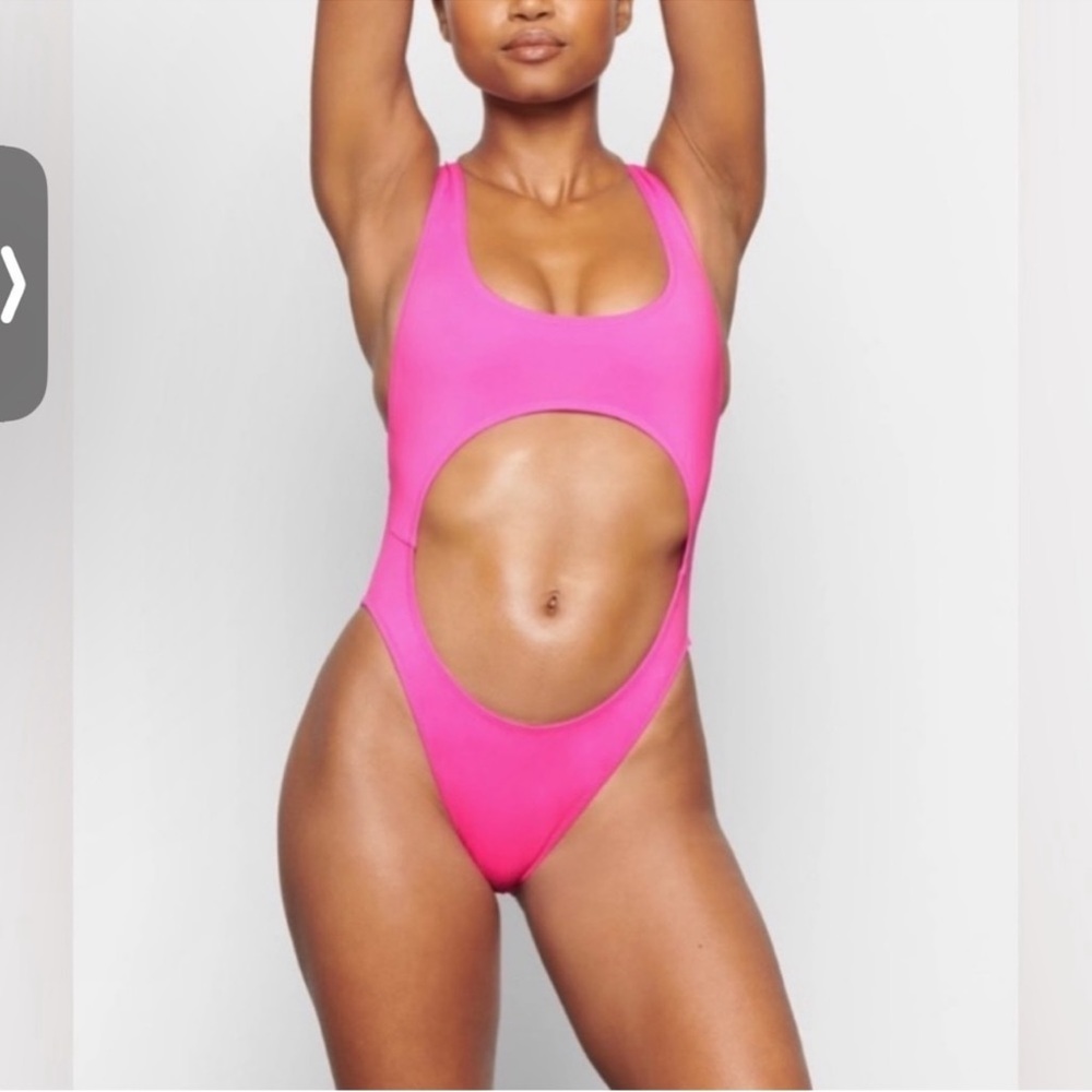skins swim cutout pink taffy 3x - Picture 2 of 5